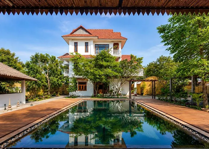 Luxury 5br Tropical With Private Pool * Phumi Thnal
