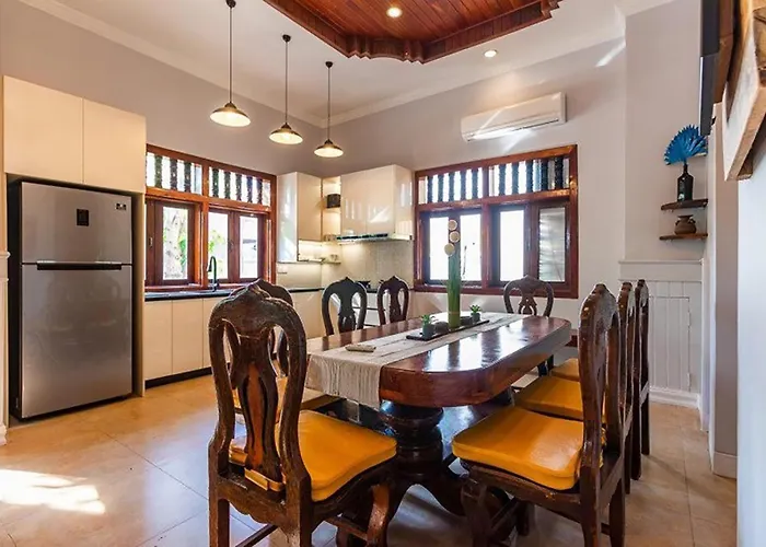 Luxury 5br Tropical With Private Pool Phumi Thnal