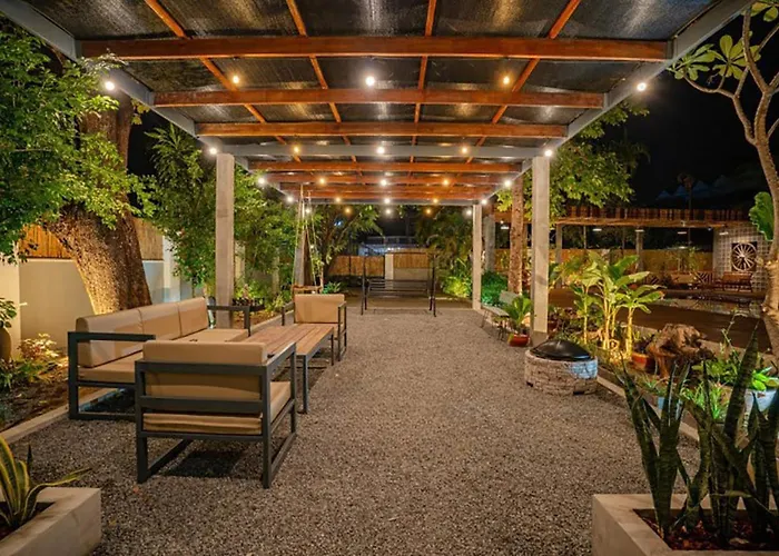Luxury 5br Tropical With Private Pool Villa *