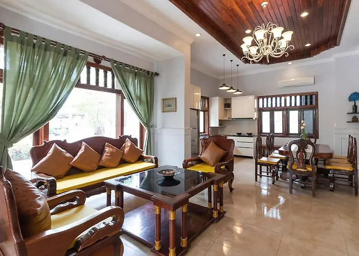 Luxury 5br Tropical With Private Pool Phumi Thnal