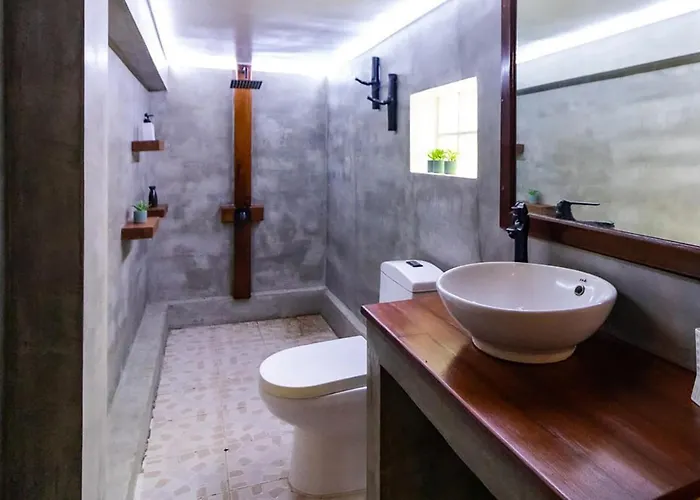 Luxury 5br Tropical With Private Pool *