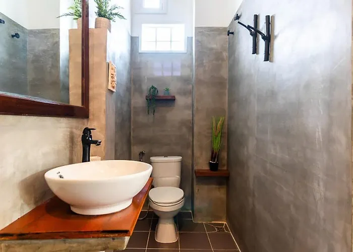 Luxury 5br Tropical With Private Pool * Phumi Thnal
