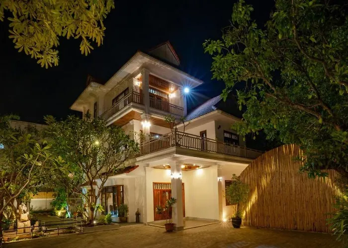 Luxury 5br Tropical With Private Pool Phumi Thnal