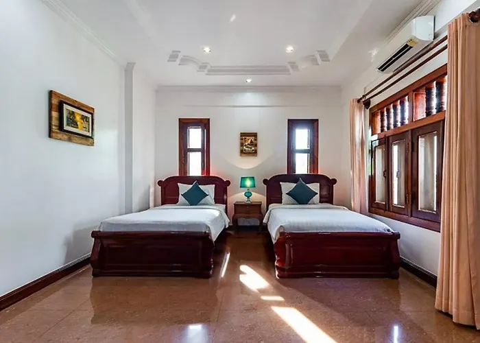 Luxury 5br Tropical With Private Pool Phumi Thnal